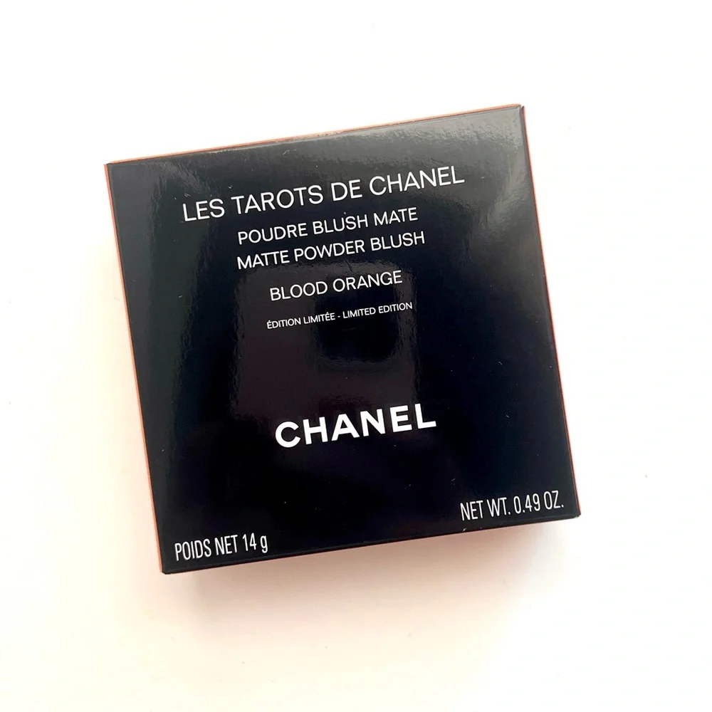 💎CHANEL limited edition matte powder blush in Blood Orange